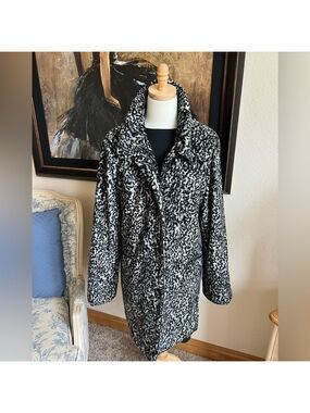 Dennis Basso Faux Fur Black/White Leopard Coat Size XL